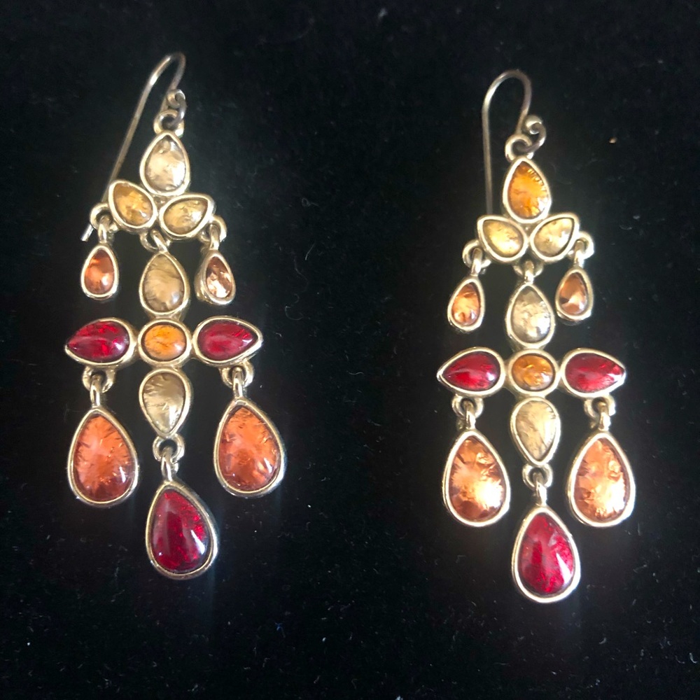 Dangle earrings